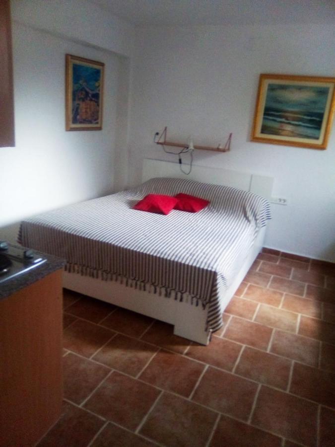 Ferienwohnung Marinja Studio Žuljana Exterior foto